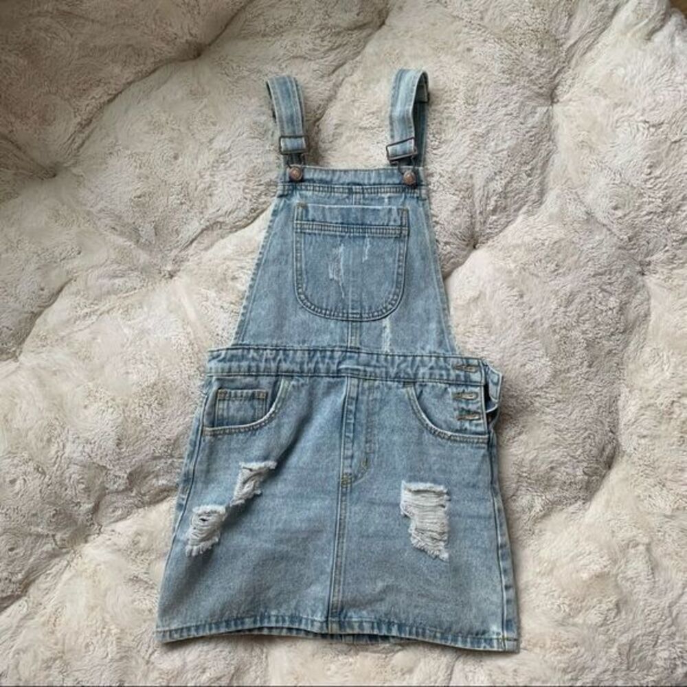 Forever 21 Jean overall dress Sixe XS